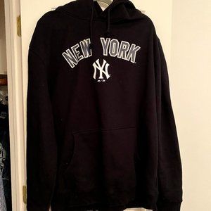 Majestic Black Yankees Hoodie